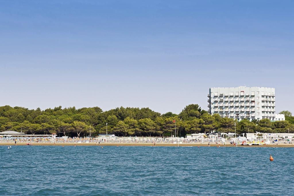 International Beach Hotel Lignano Sabbiadoro Exterior foto