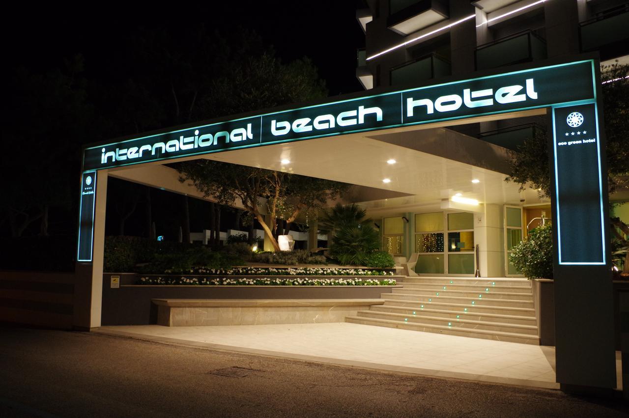 International Beach Hotel Lignano Sabbiadoro Exterior foto